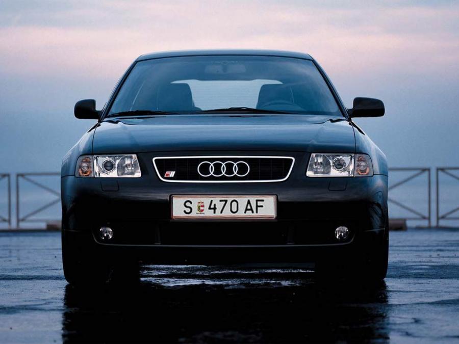  Audi S3 (8L) 1999 года  (фото 2 из 8)